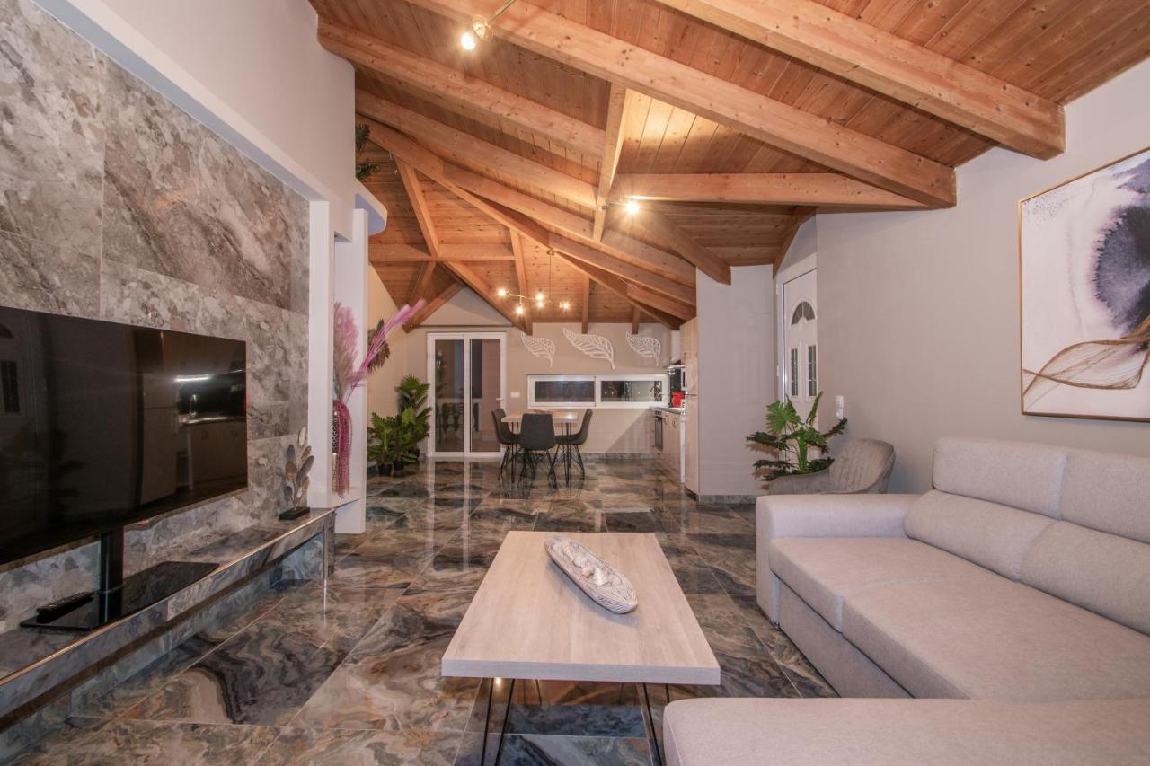 Casa Di Voz Shared Villa Studios With Free Gym Services By "Elite" Gaitani Dış mekan fotoğraf